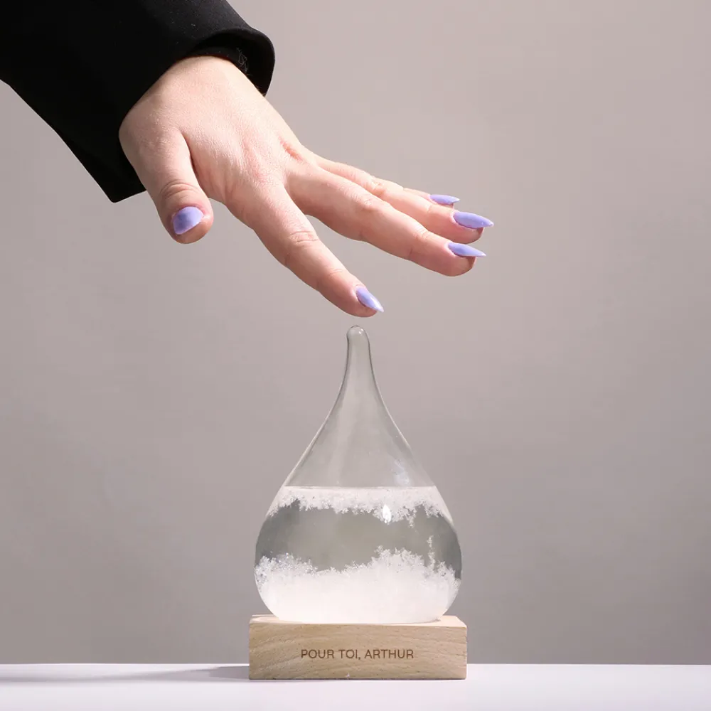 Baromètre Tempête Storm Glass - Message personnalisé|Cadeaux.com Clearance