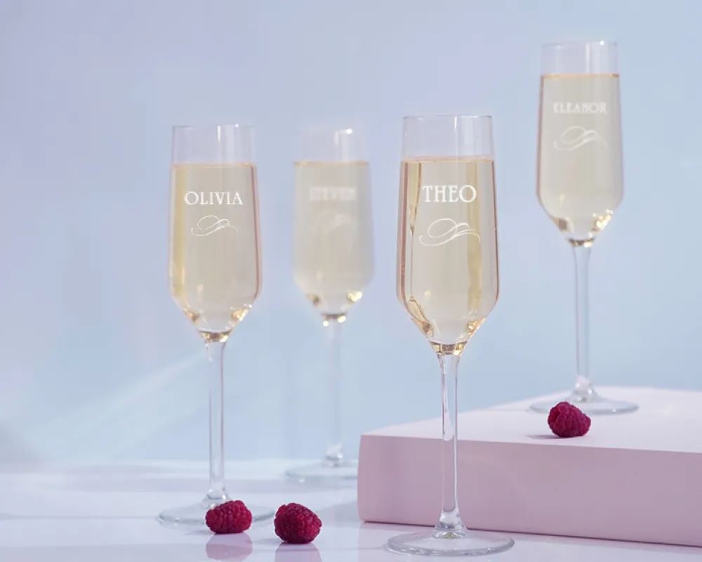Flûtes à champagne personnalisées - Prénom|Cadeaux.com Outlet
