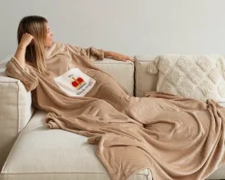 Plaid à manches personnalisé - Reine et Roi|Cadeaux.com Clearance